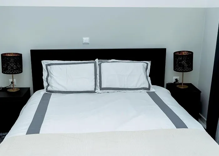 Saton 24H Guest House